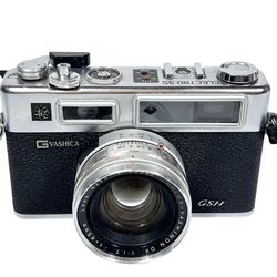 YASHICA Electro 35 GSN Rangefinder 35mm Film Camera w/45mm f/1.7 Lens Cases