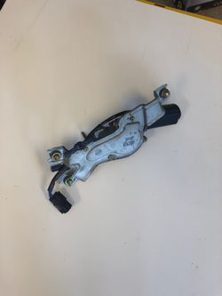 Rear wiper assembly- Toyota 4Runner (gen 3)