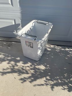 Rolling Laundry Basket (White - 21x18”)