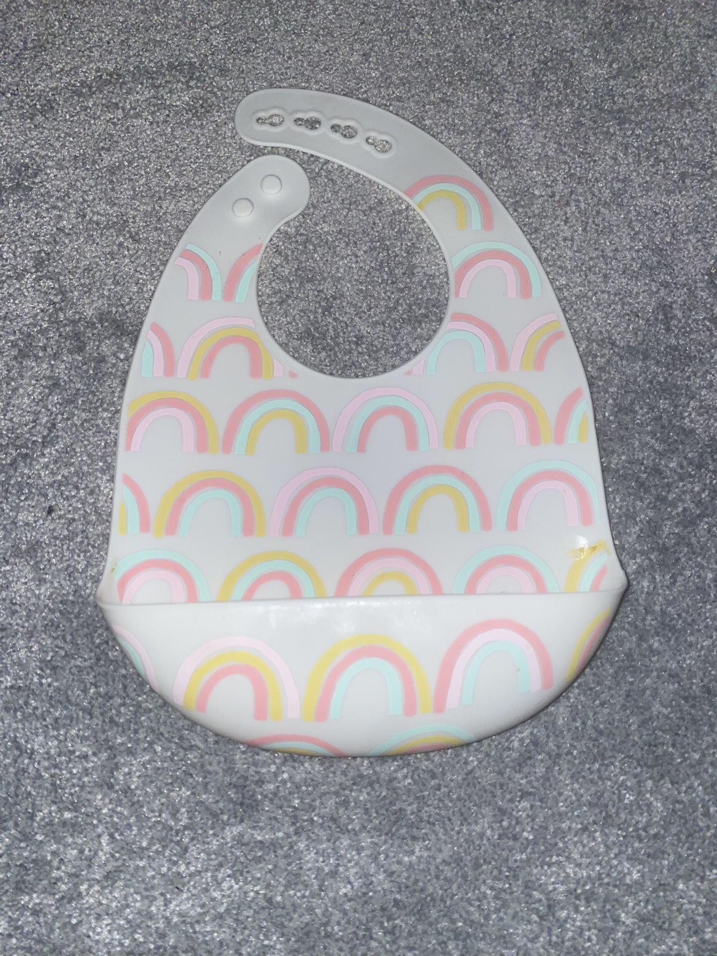 Cloud island silicone baby bib with rainbow pattern 