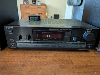 Vintage Sony Receiver - STR-D590 Phono, Tape, CD, Video/Laserdisc Input