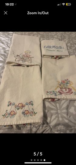 Vintage! Embroidered Kitchen towels