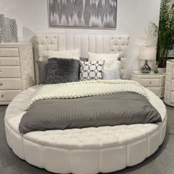 King Size Round Bed with Storage Benches