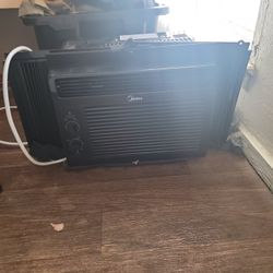 Midea Air Conditioner 