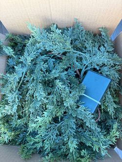Brand new : 1 PCS 9FT Christmas Cedar Garland