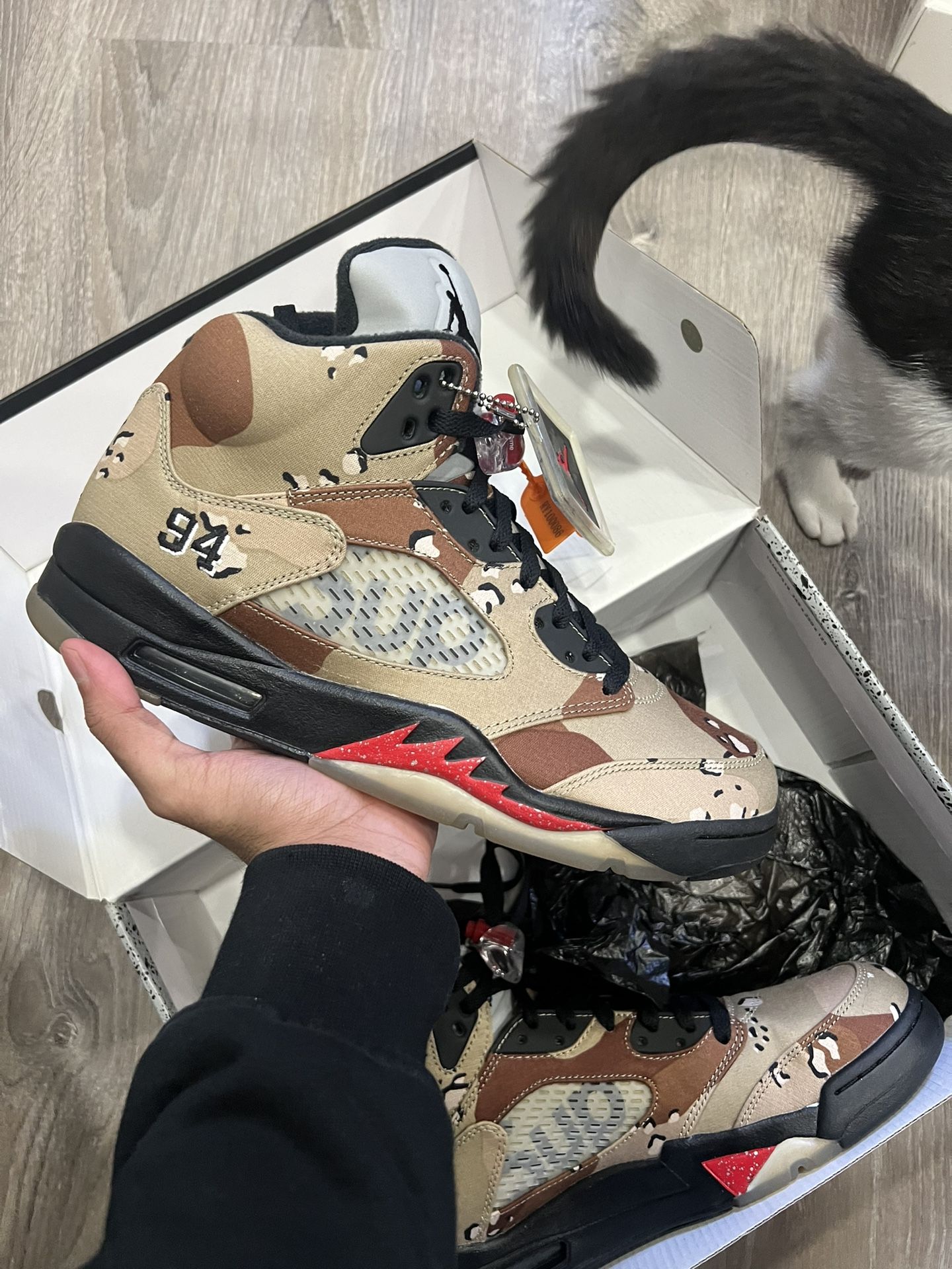 Jordan 5 Supreme