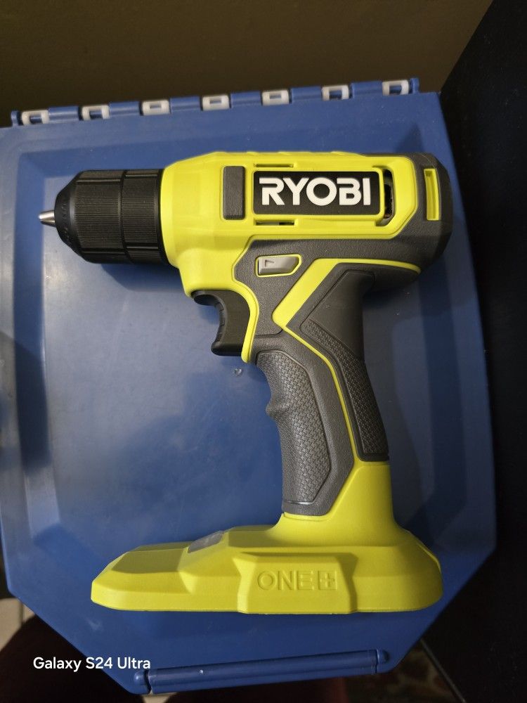 Ryobi 3/8 drill ( TOOL ONLY)
