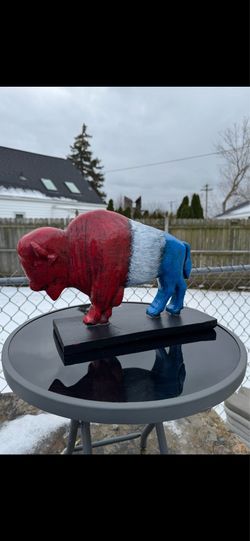The red white and blue buffalo statue