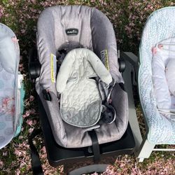 Evenflo Infant Car Seat And Base