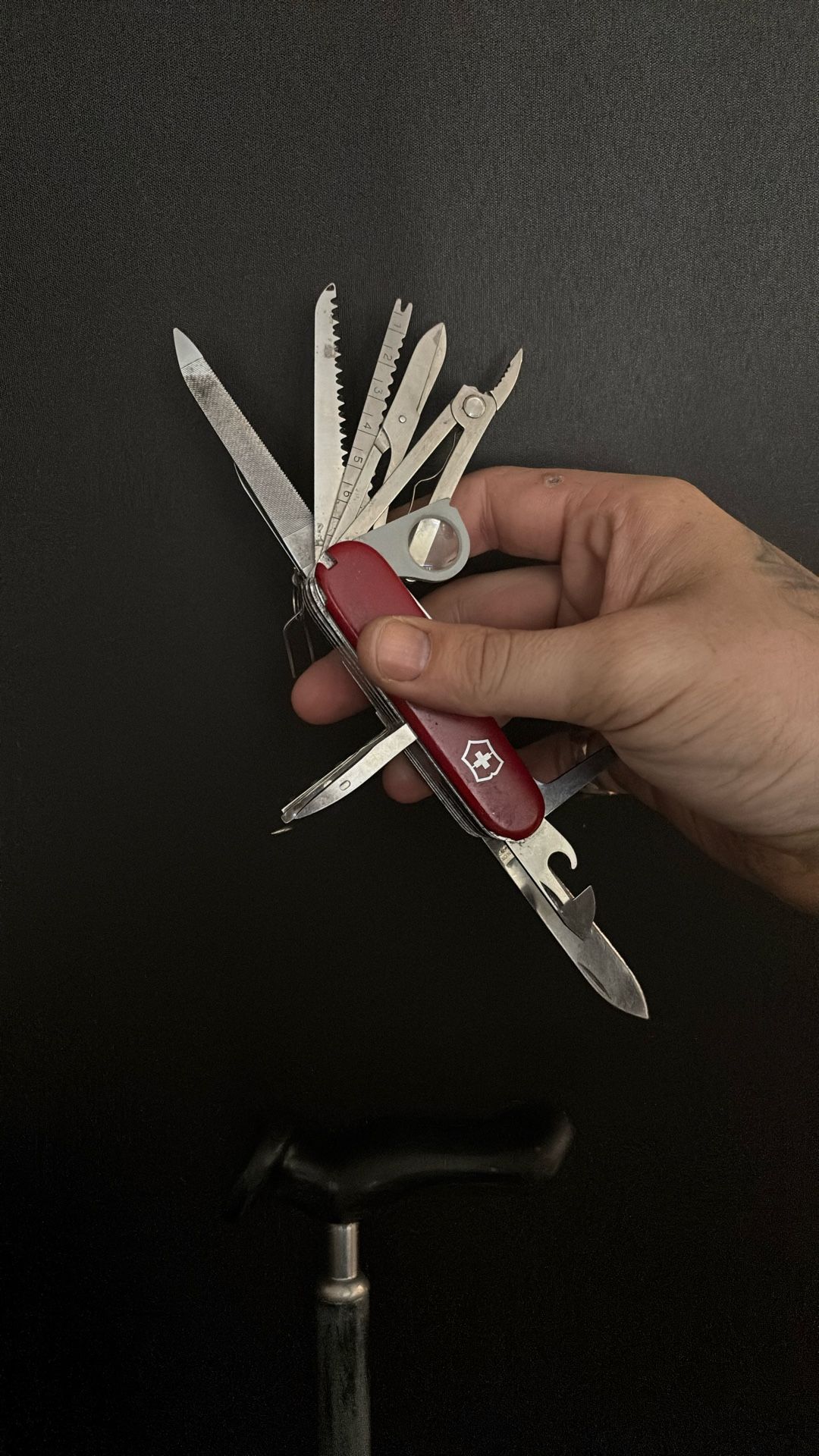 16 Functions Vic.X Swiss Army Knife