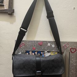 Black Coach league messenger
