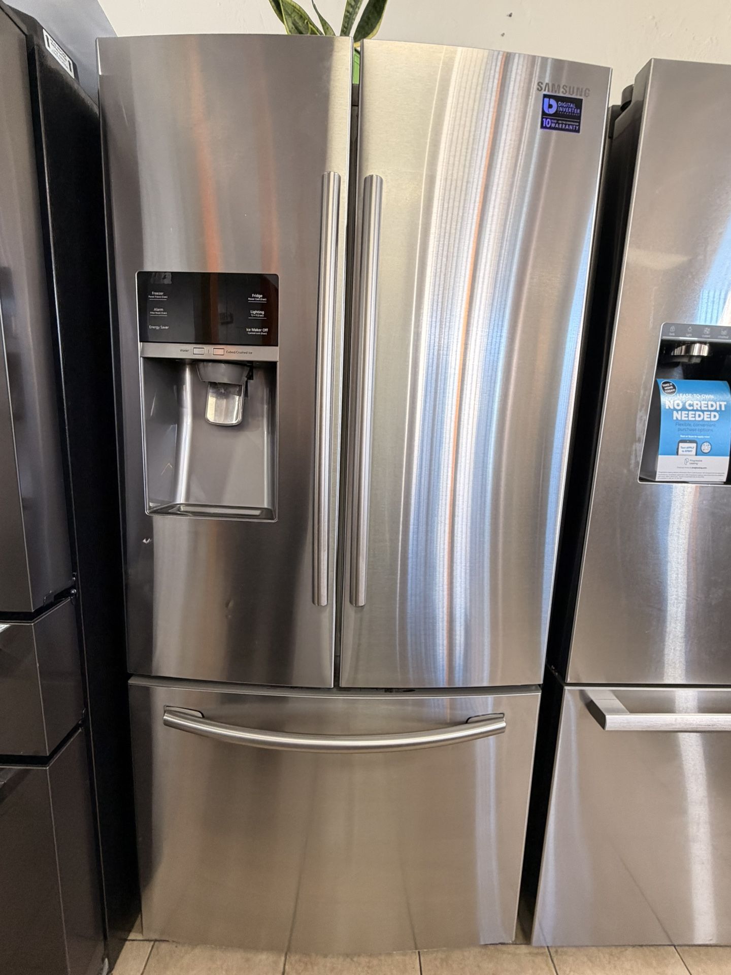 33” Refrigerator Samsung