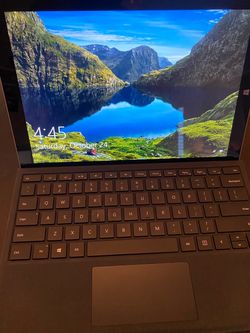 Microsoft Surface Pro 256gb ssd w/Charger