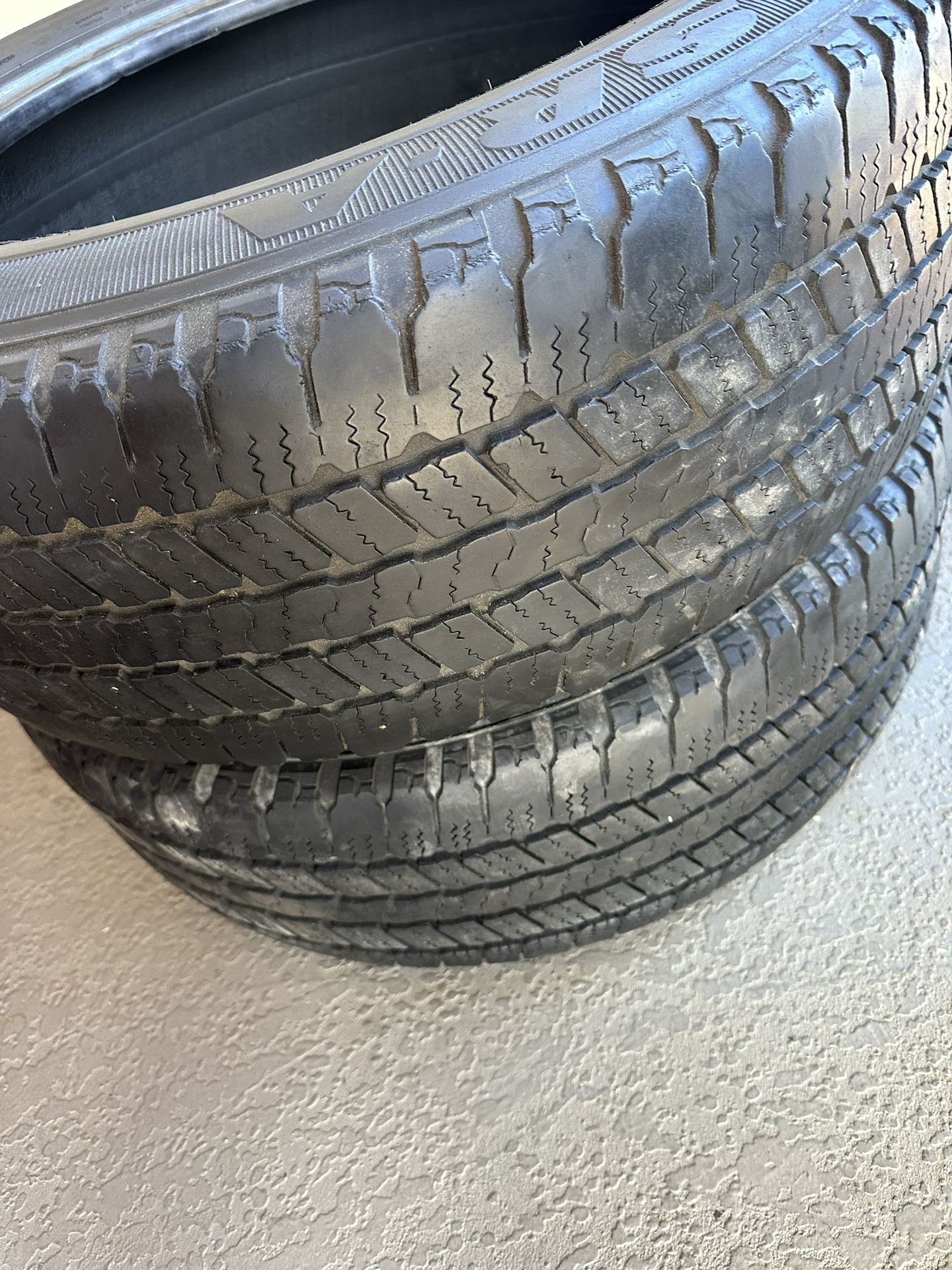 2 Good Year Tires 265/60R/20
