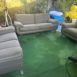 three Piece Living Room Set $300 $40 Local Delivery