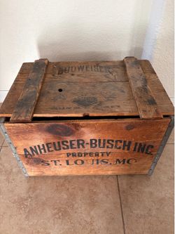 Vintage Anheuser-Busch Budweiser Wooden Crate