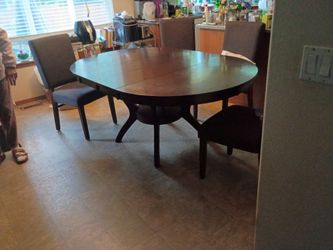 Round Wood Dining Table