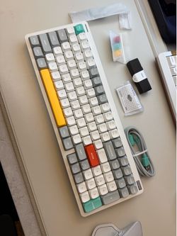 Halo 96v2 Red Silent Switches