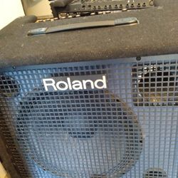 AMPLIFIER, ROLAND,   HIGH END AMP..TRADE