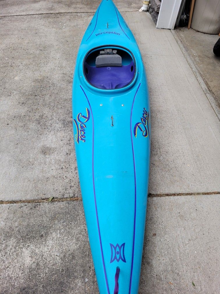 Perception Dagger Kayak