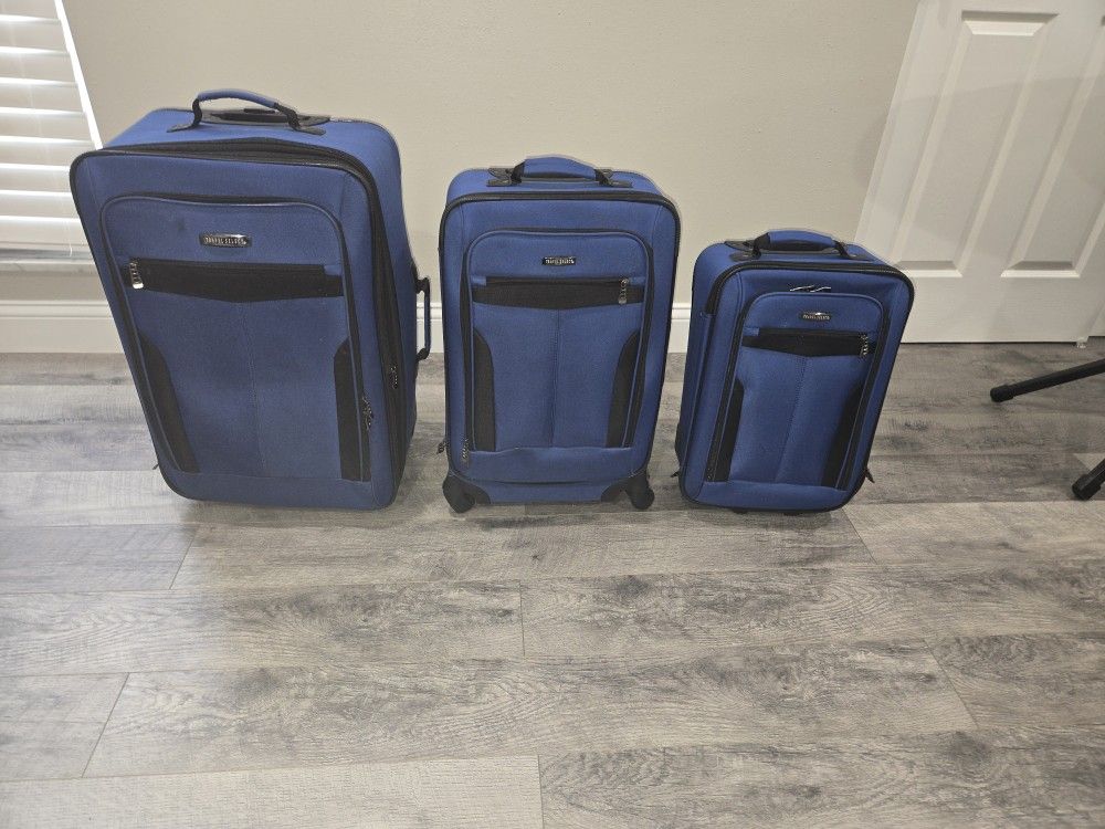 3 Piece Luggage Set