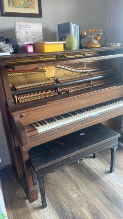 Wood Piano