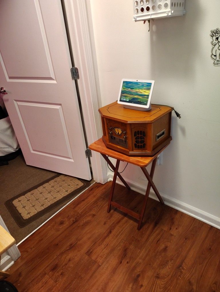 OLD FASHION CASSETTE RADIO & RECORD ALBUM ALL IN ONE
