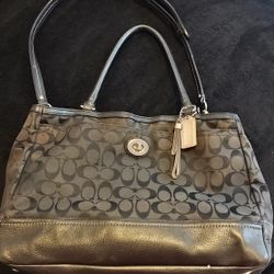 Coach Signature Black Leather  Bag