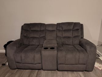 Grey Brynn 2-Piece Reclining Sectional