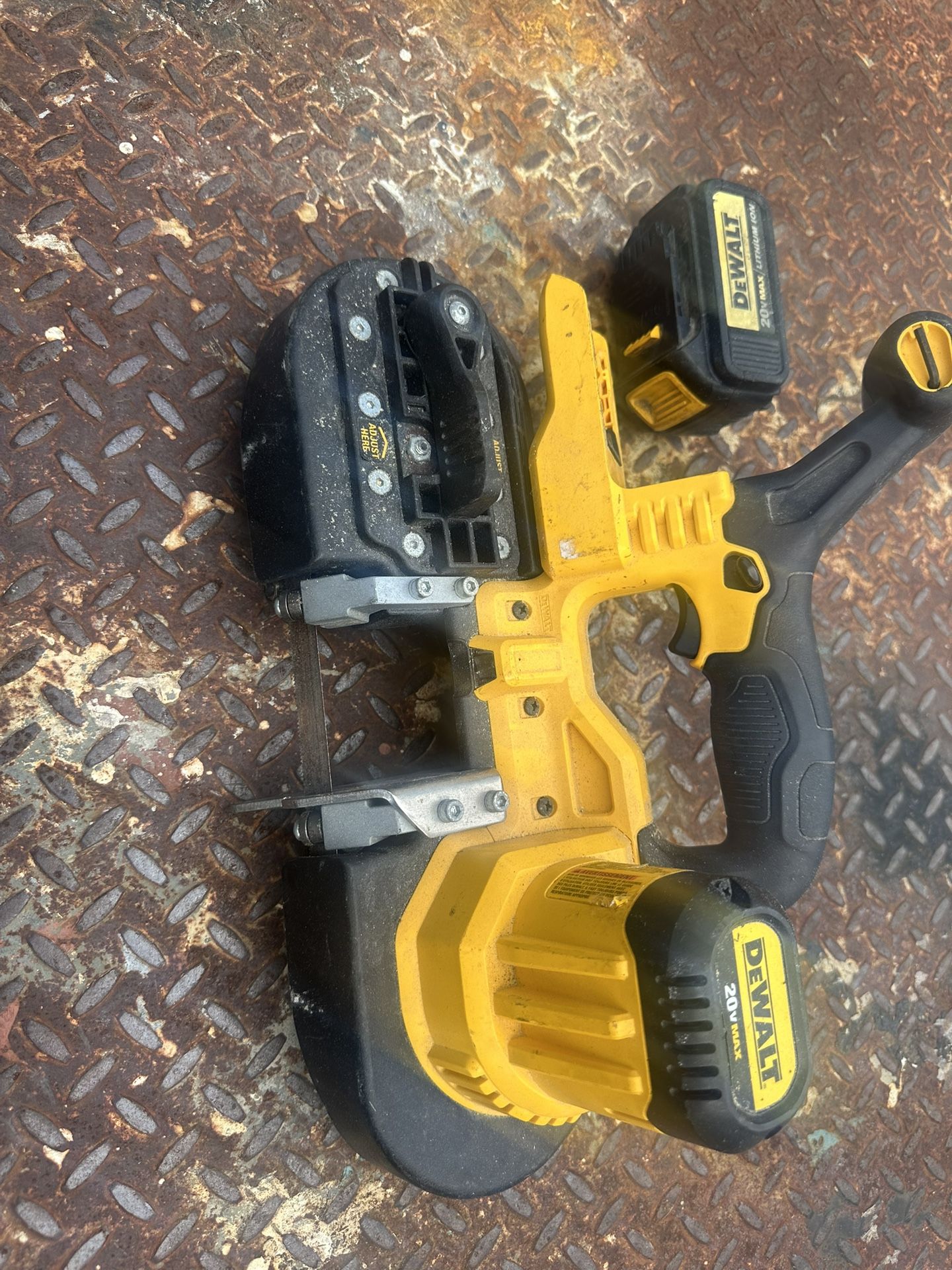 Dewalt Saw And Battery
