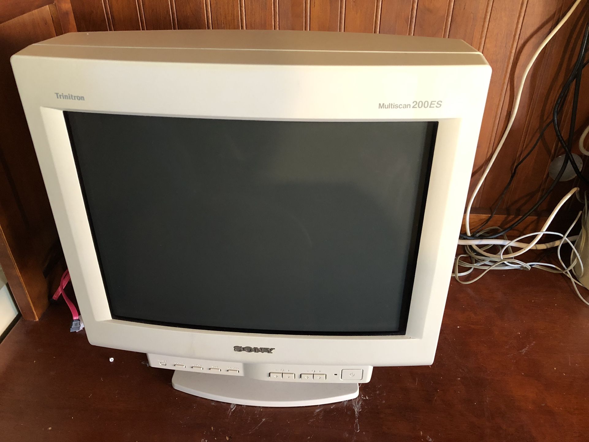 Sony Trinitron CPD-200ES Multiscan PC CRT 16” Monitor