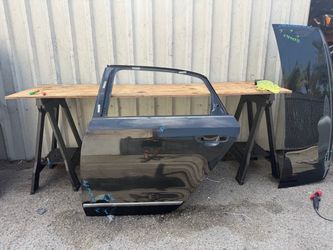 VOLKSWAGEN PASSAT ( 2012 2013 2014 2015 2016 2017 2018 2019 ) Rear door shell left driver side LH used original OEM