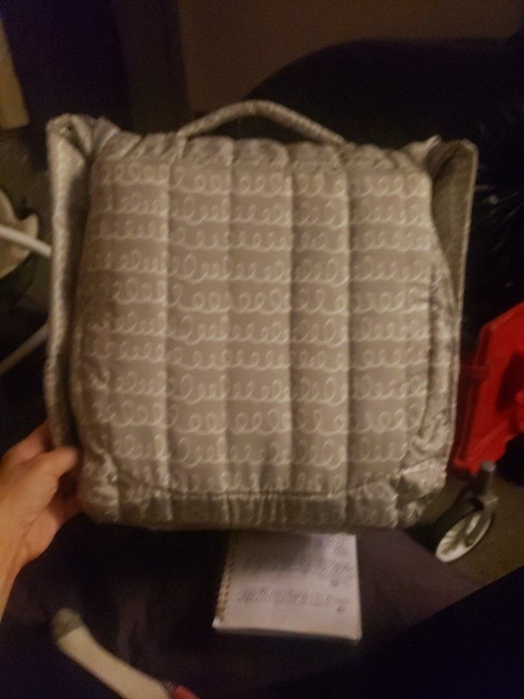 Snuggle Nest. Portable Bassinet