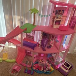 Barbie Townhouse 