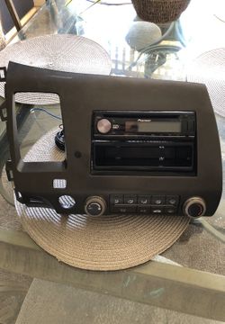 Honda Civic 2008 radio / ac panel