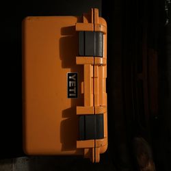 Yeti gobox 30 - + plastic plates