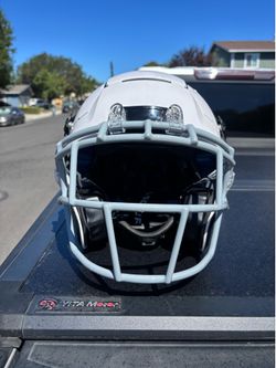 F7 LX1 youth football helmet