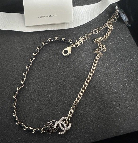 Lambskin chain metal stitching metal necklace women's black/gold
