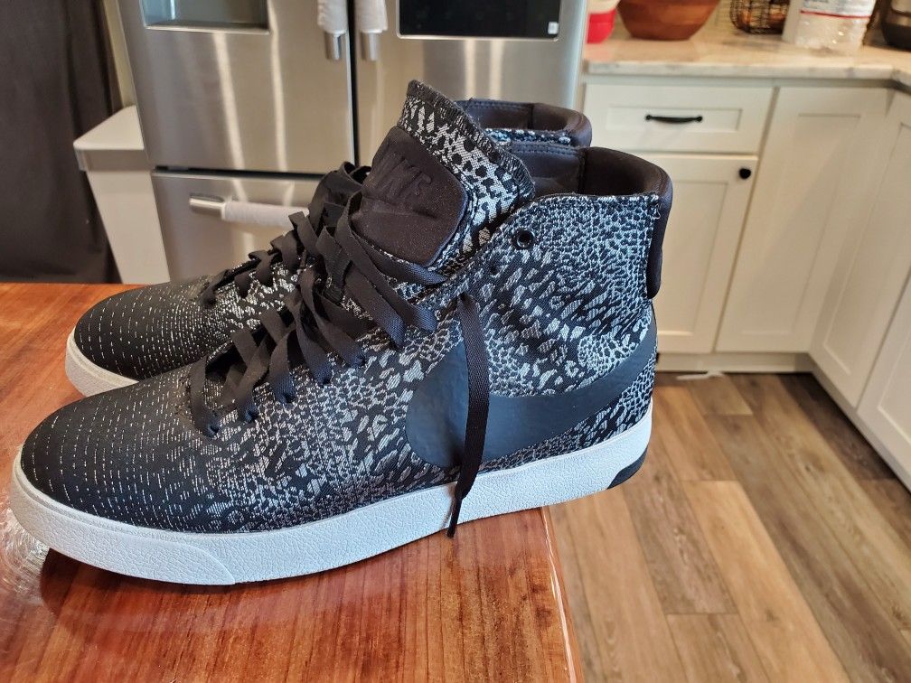 *Nike Blazers*