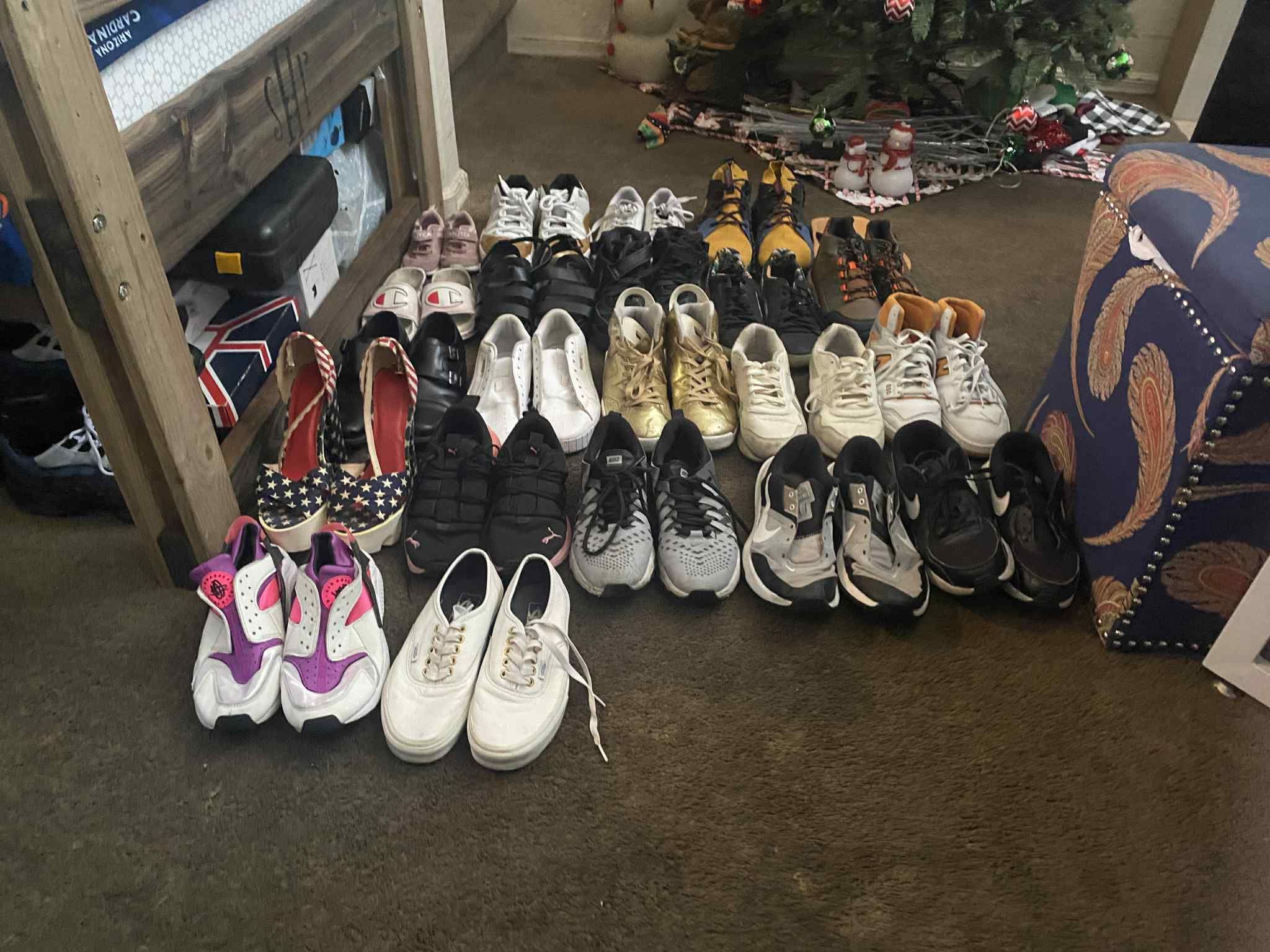 22 Pairs Shoes And Sneakers