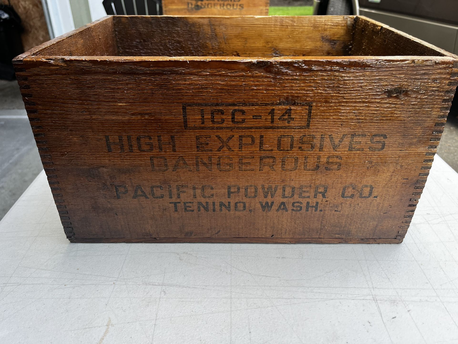 Dynamite Box - Planter box