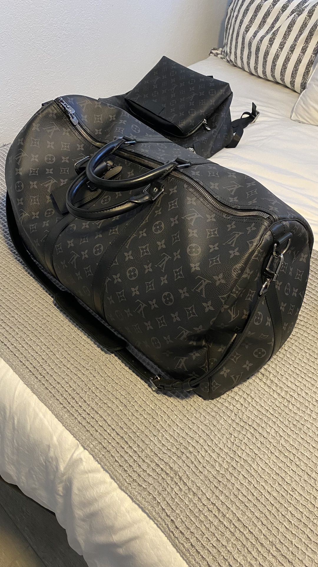 LOUIS VUITTON: Monogram Keepall Bandouliere 55 – Luv Luxe Scottsdale