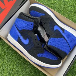Jordan 1 Flyknit “Royal” Size 9M