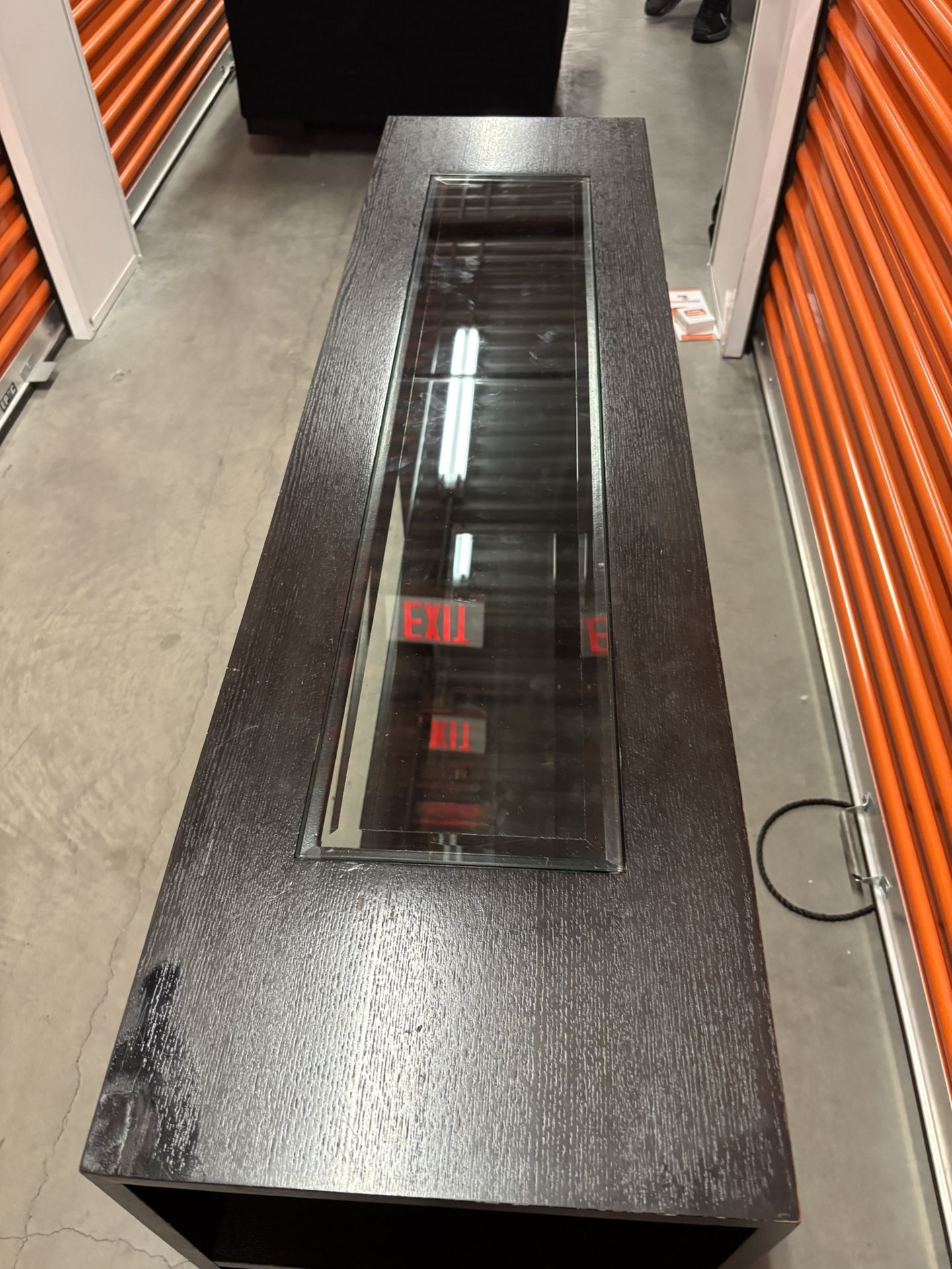 Entertainment Table/Stand/deco