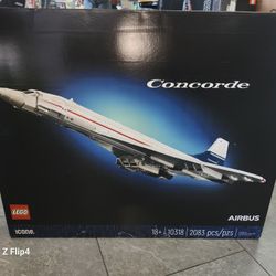 LEGO Icons Airbus Concorde 2023 Model 10318 Airplane 2083