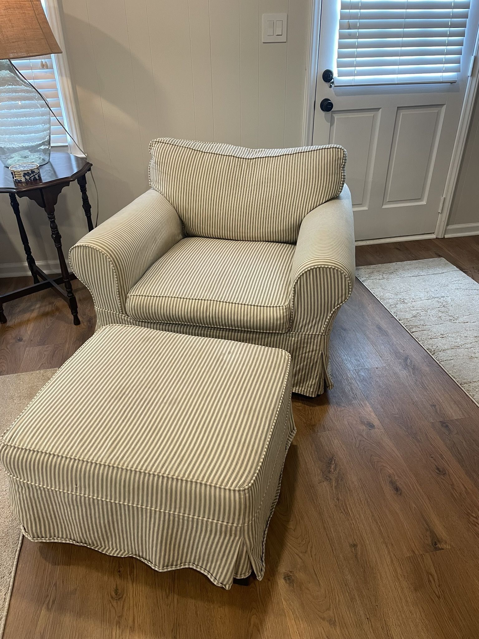 OVER 50% OFF | Pottery Barn Slipcover “Chair and a Half” and Ottoman