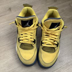 Jordan 4 Grade School