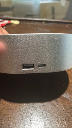 AirPods Max charger