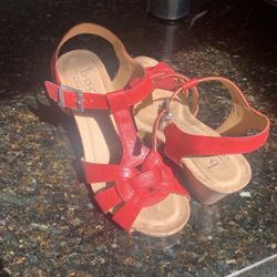BC comfort red wedge sandals 
