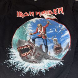 Iron Maiden T-shirt Size Large Men’s $60